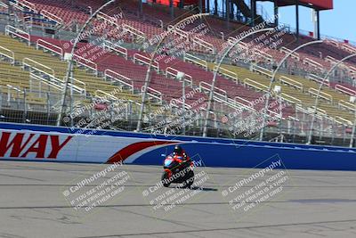 media/Aug-27-2022-Fastrack Riders (Sat) [[c588535105]]/Level 1/Session 1 Start Finish/